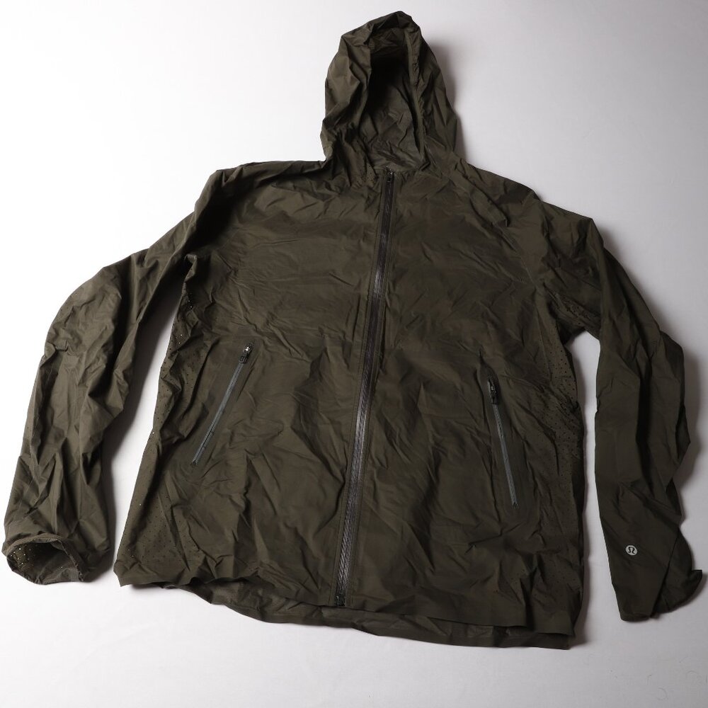 Mens Large Lululemon shell
